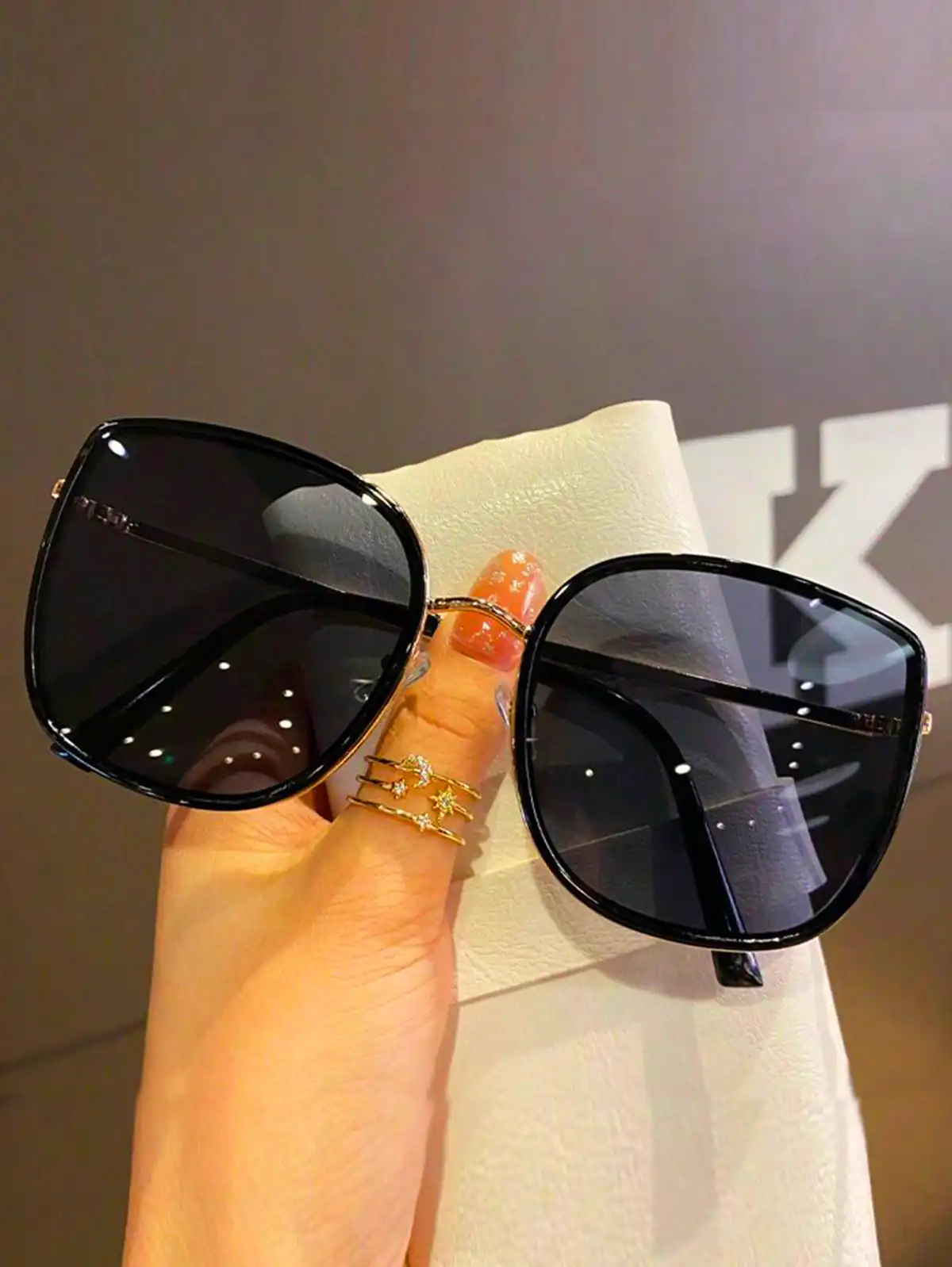 عینک آفتابی ترند و خاص زنانه