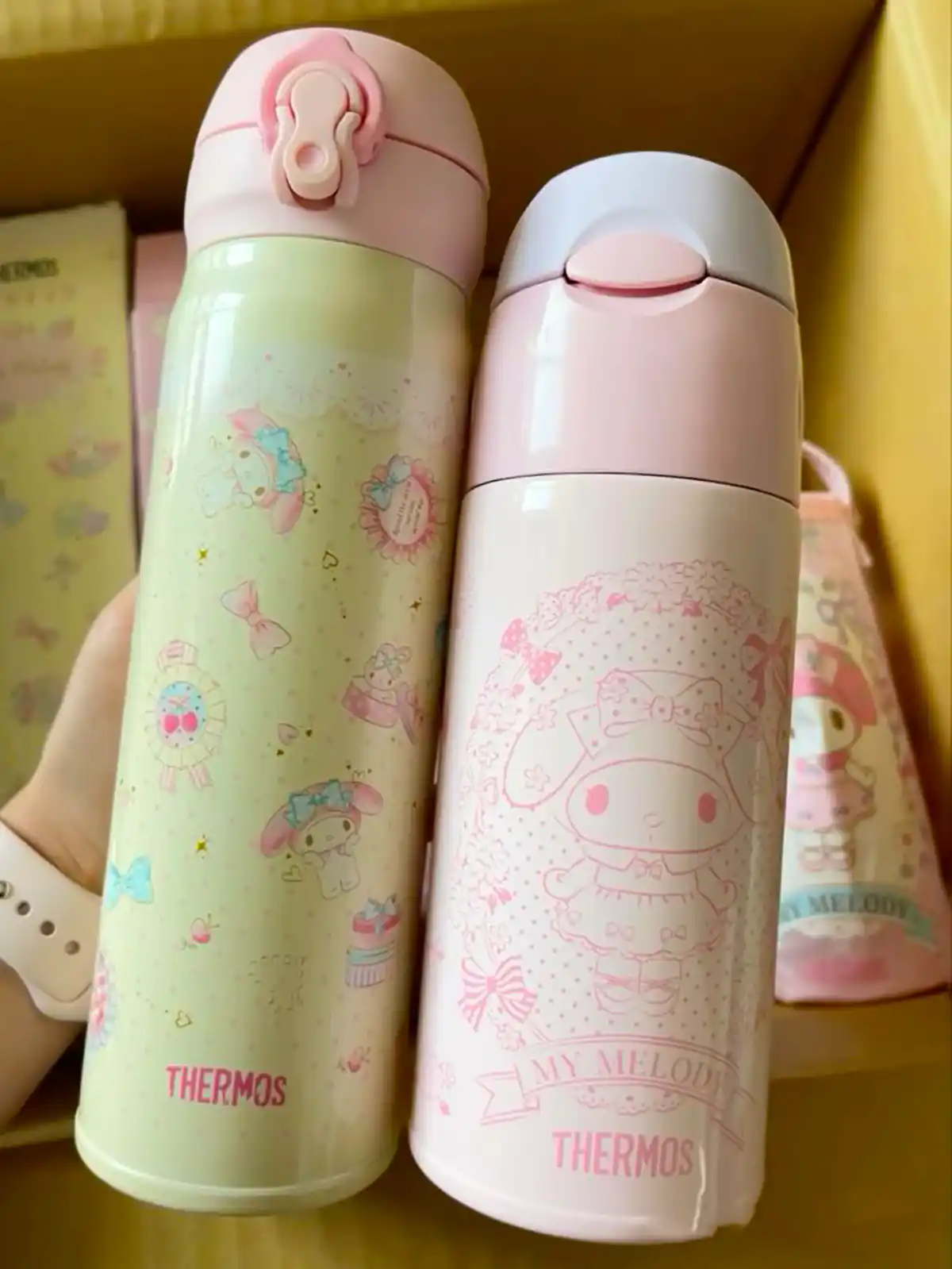 فلاسک مسافرتی شیک و زیبا