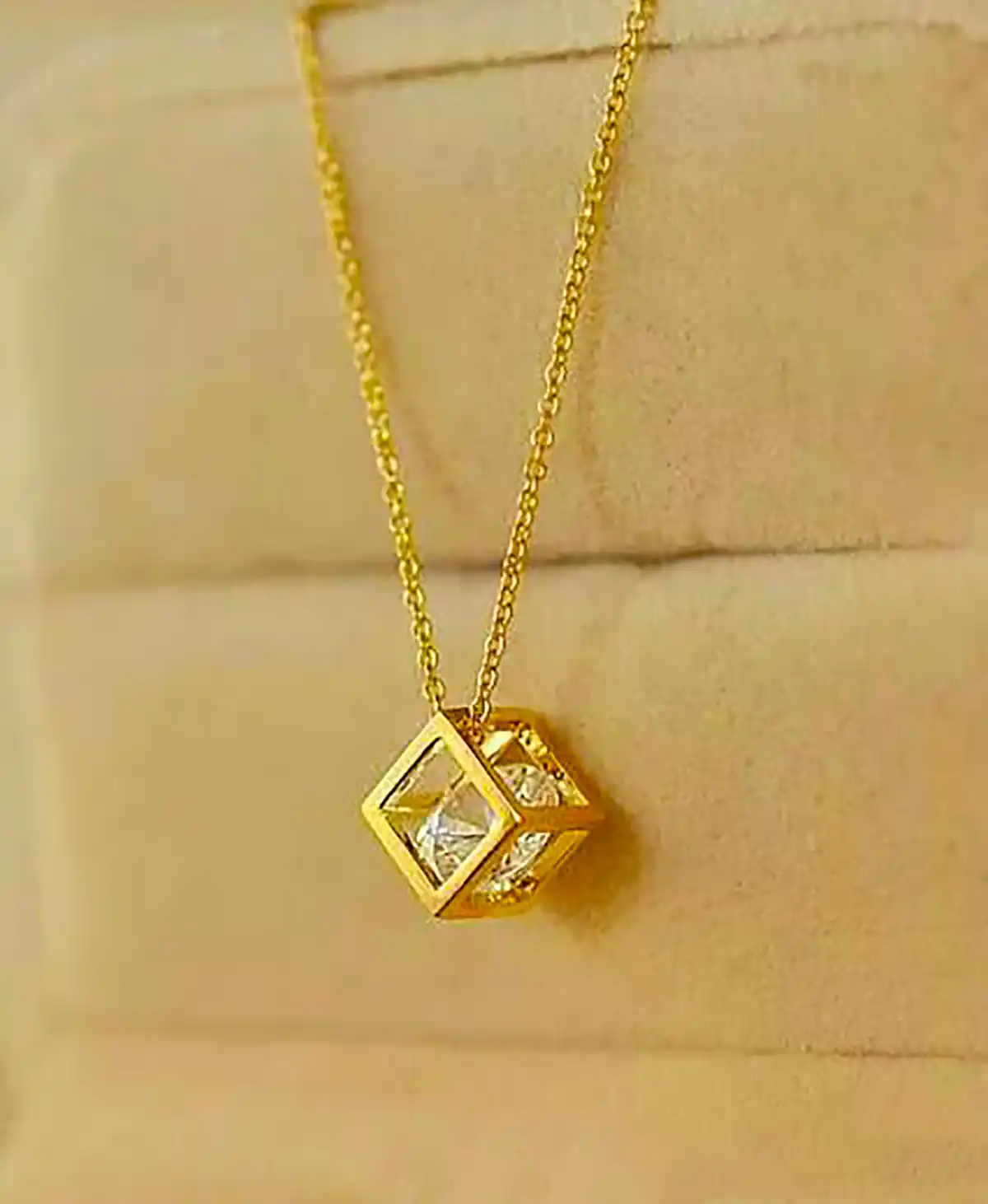 گردنی لاکچری دخترانه