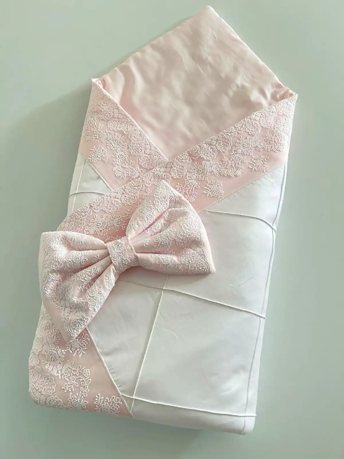 قنداق فرنگی نوزاد