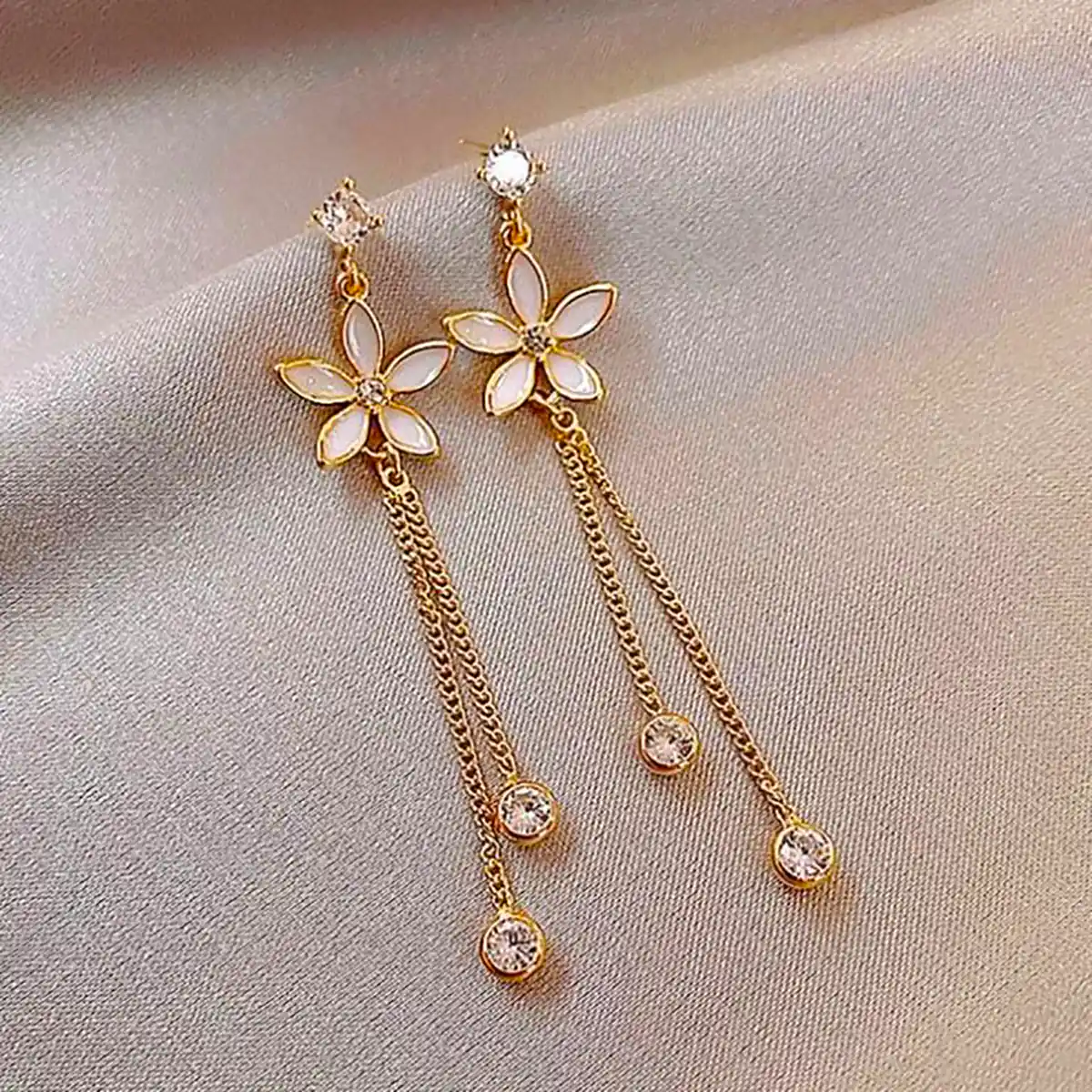 گوشواره آویزی طلا شیک