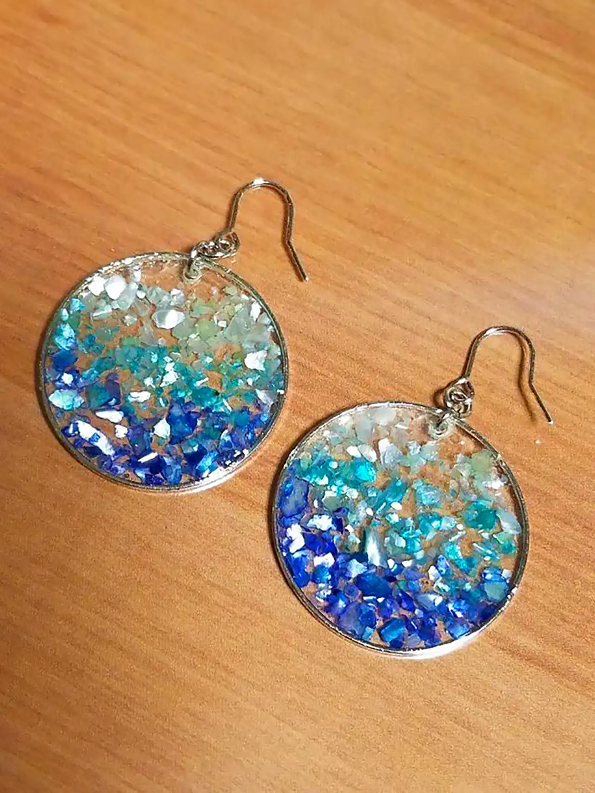 گوشواره رزین خوش ساخت