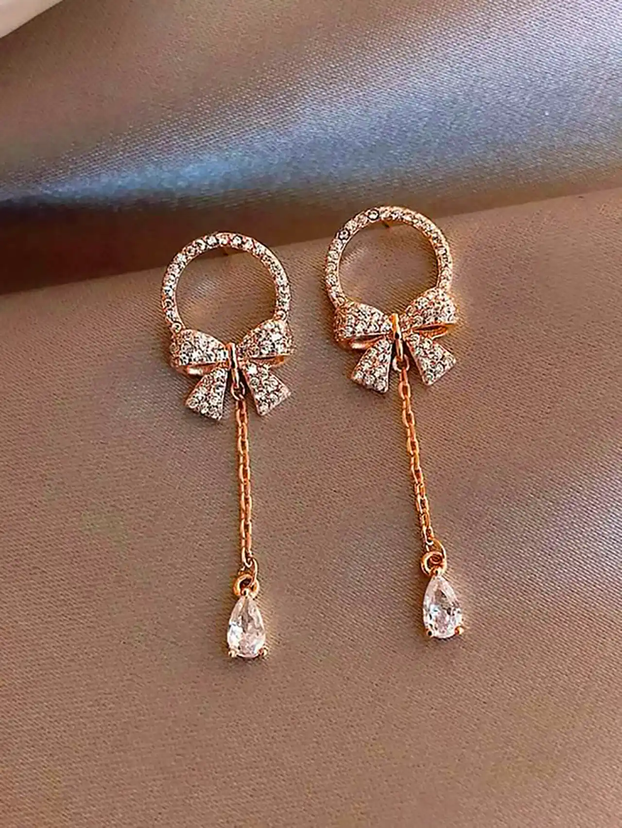 گوشواره طلا آویزی