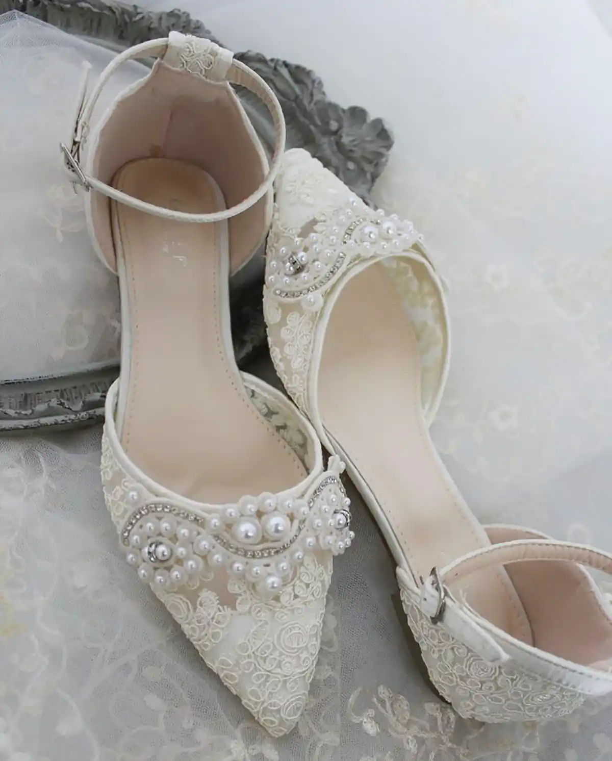 کفش مجلسی سفید شیک