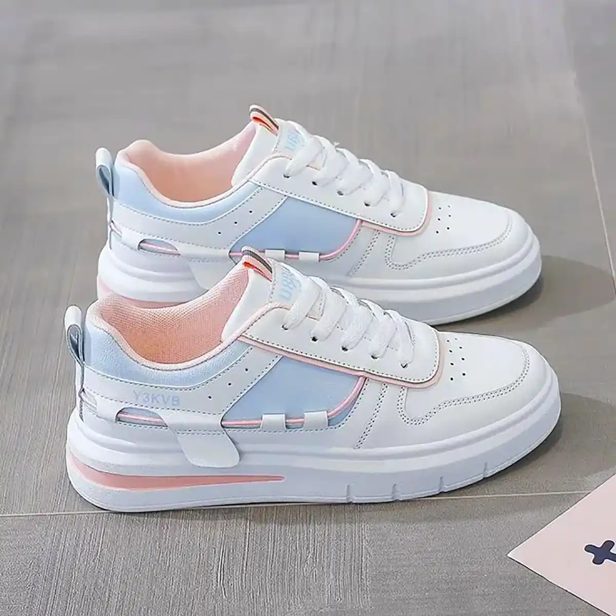 کتونی سفید مردانه شیک