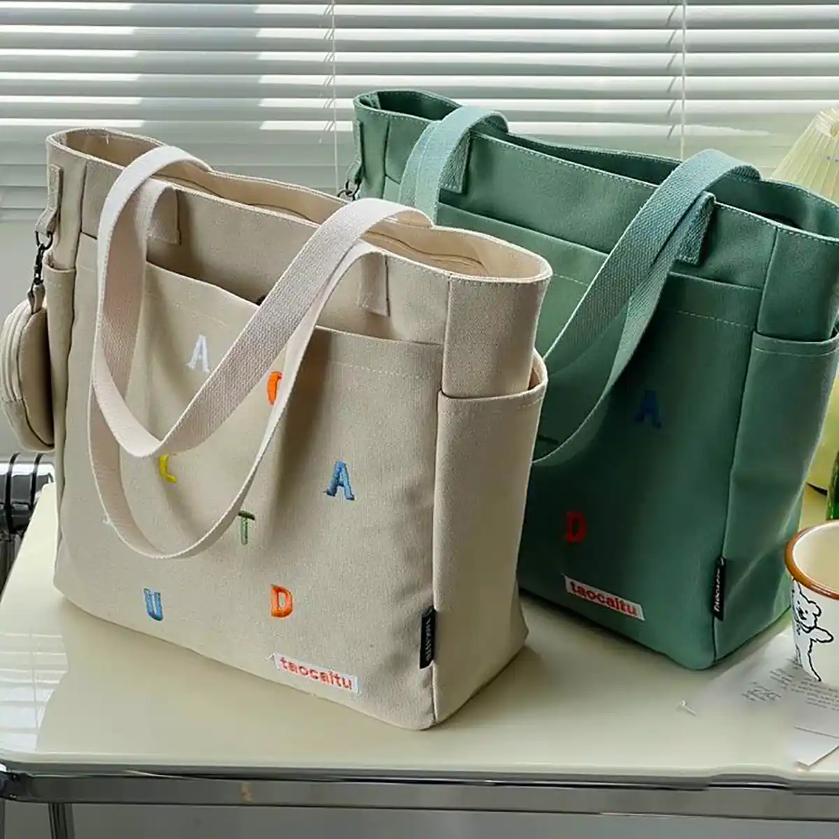 کیف بزرگ دانشجویی زیبا