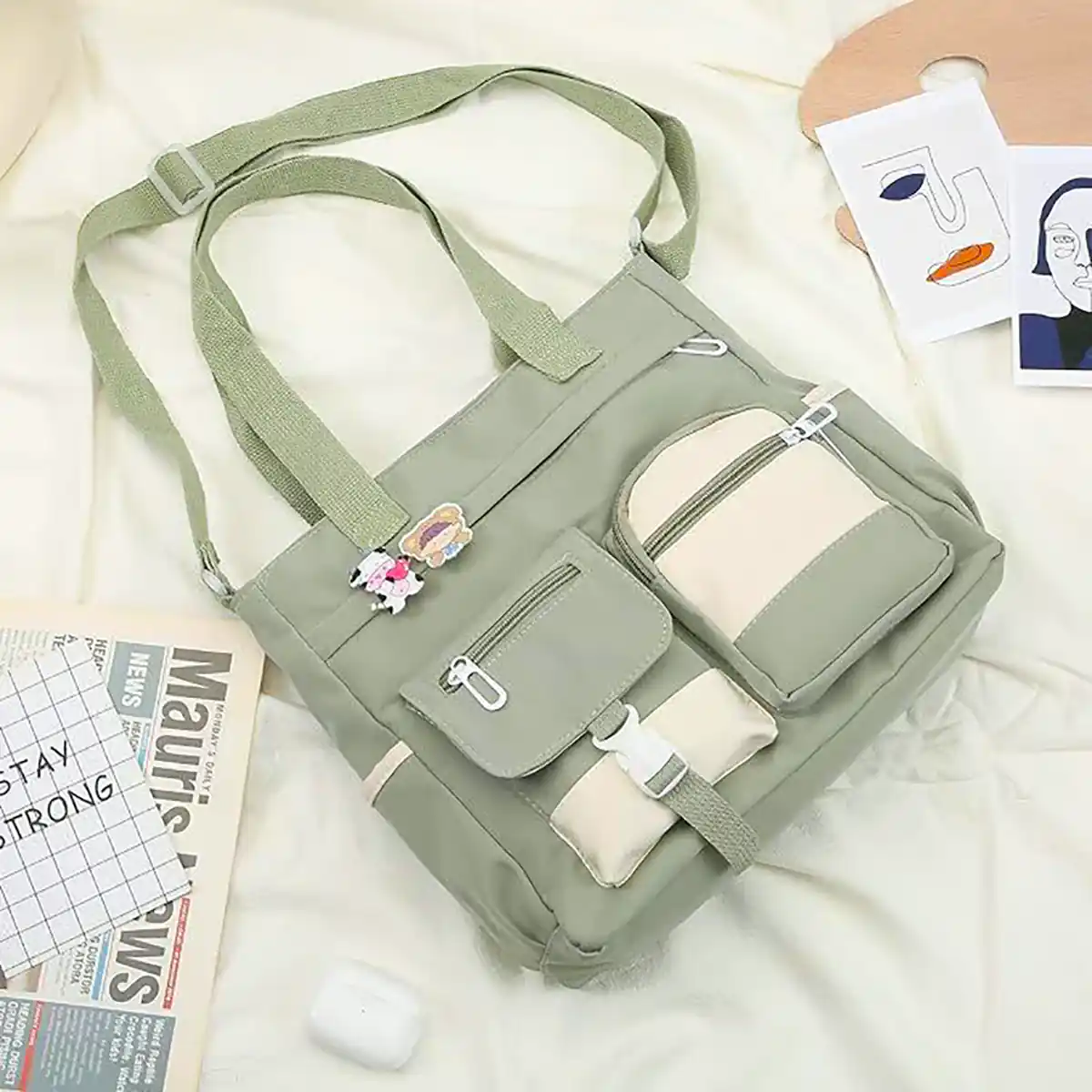 کیف بزرگ دانشجویی زیبا