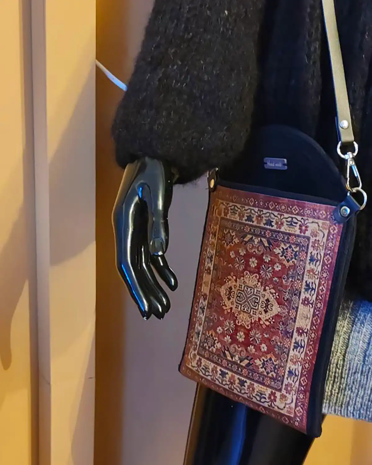 کیف جاموبایلی سنتی زیبا