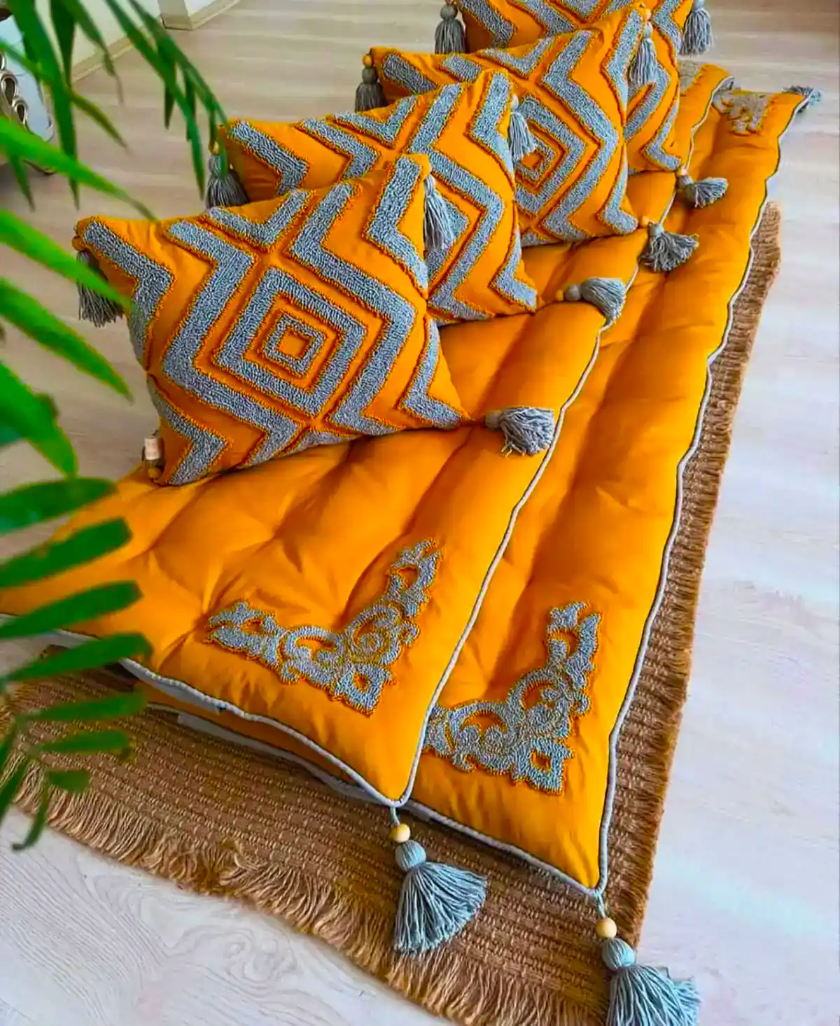 کوسن سنتی شیک و مدرن