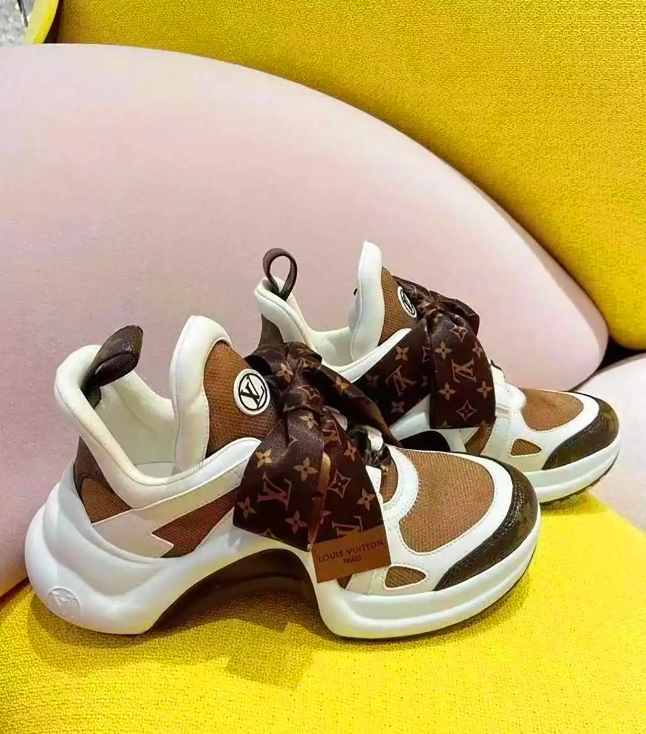 کتونی ترند پاییزی دخترانه