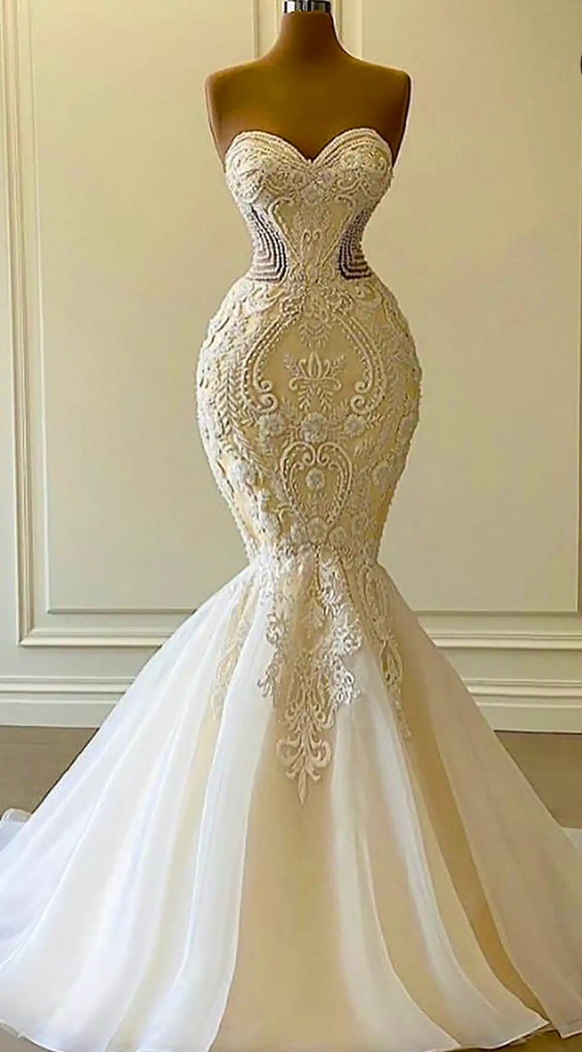 لباس عروس اروپایی با کلاس