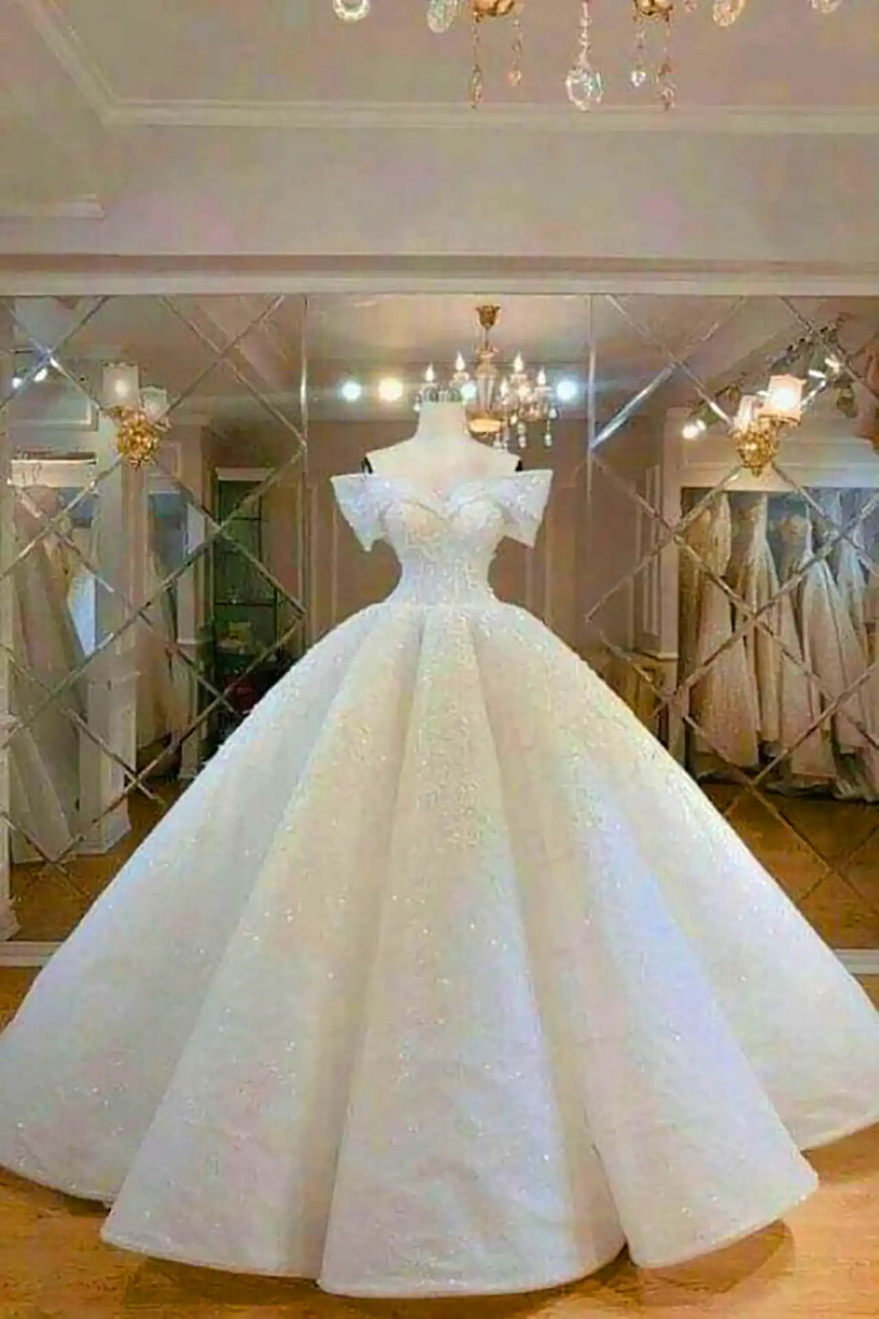 لباس عروس پرنسسی ساده