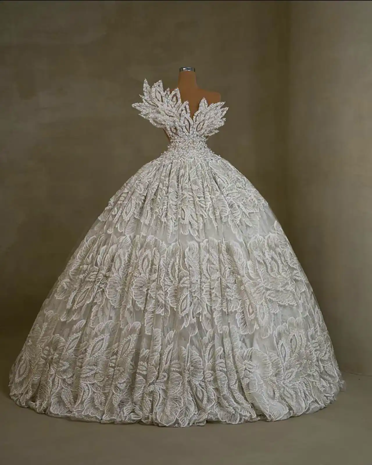 لباس عروس پرنسسی ساده