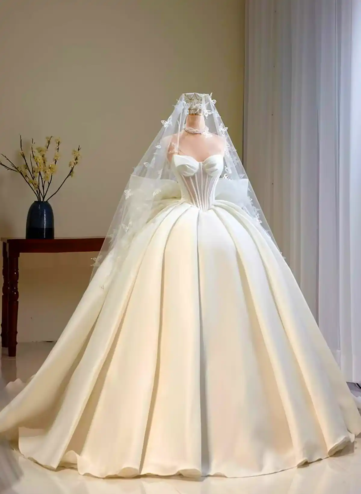 لباس عروس پرنسسی شیک