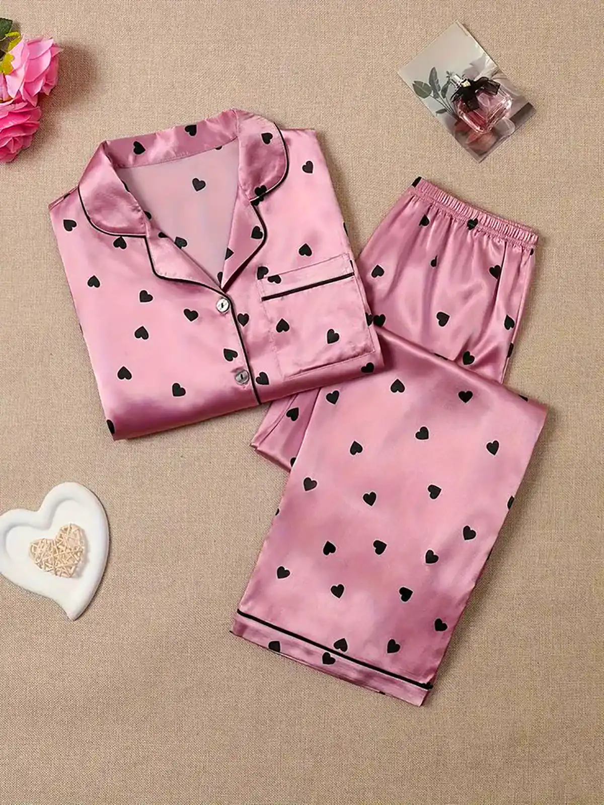 لباس خواب راحت و شیک زنانه