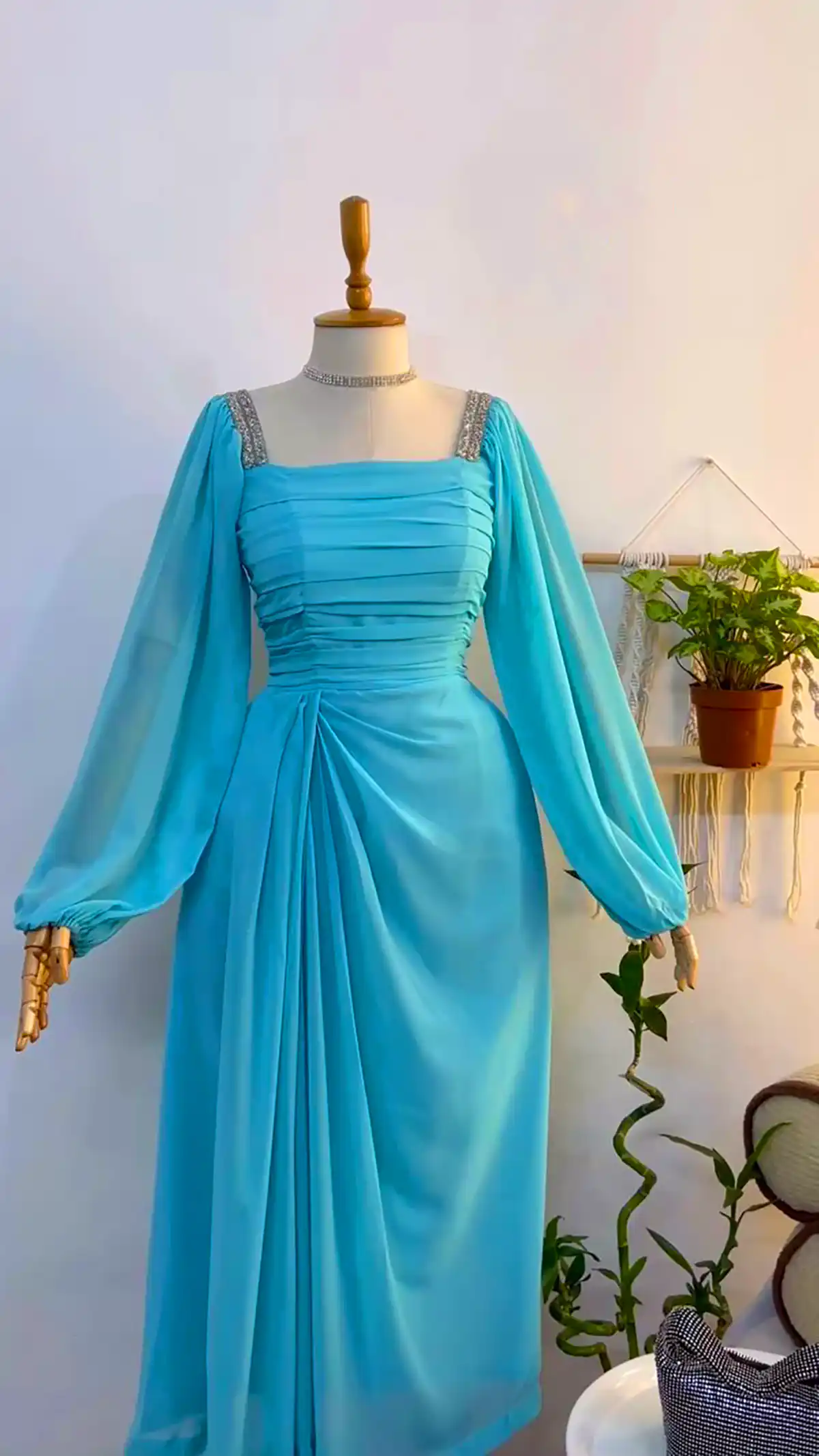 لباس مجلسی کلاسیک و زیبا