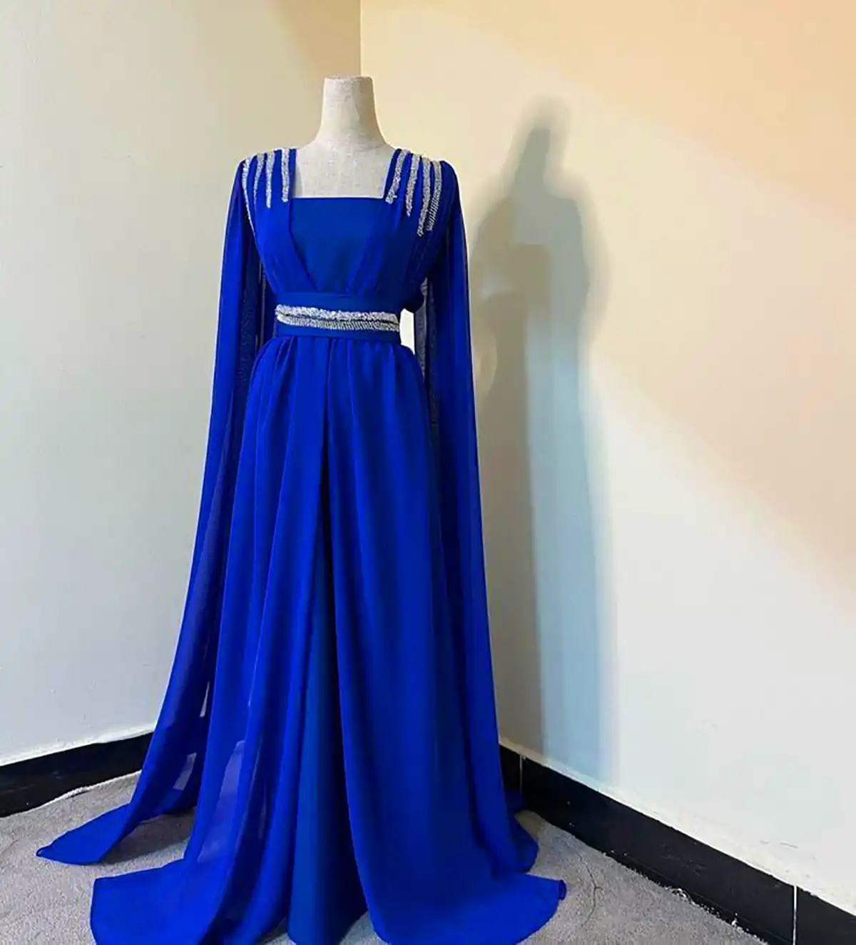 لباس مجلسی کلاسیک و زیبا