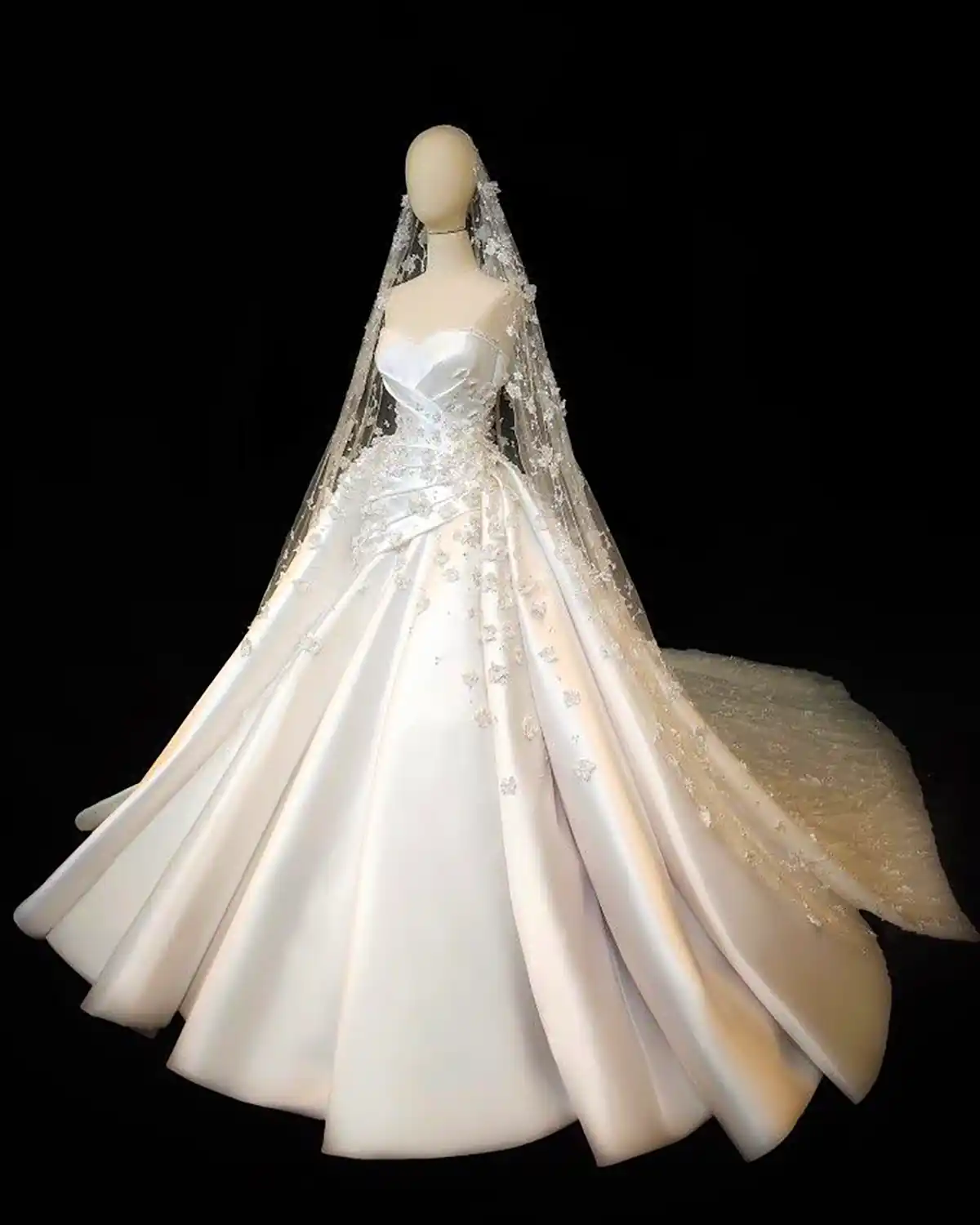 لباس عروس با کلاس و زیبا