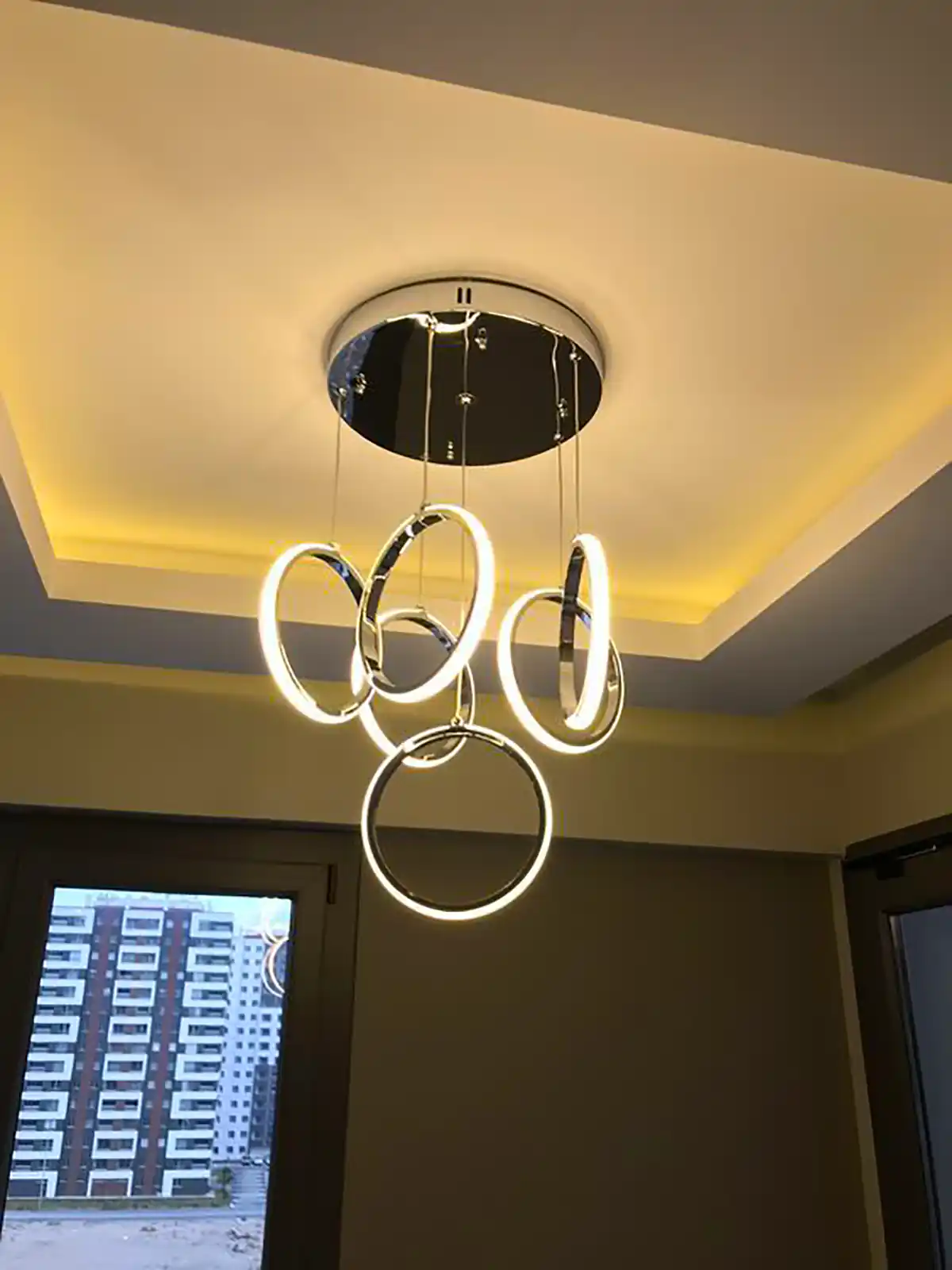 لوستر مدرن زیبا و جذاب