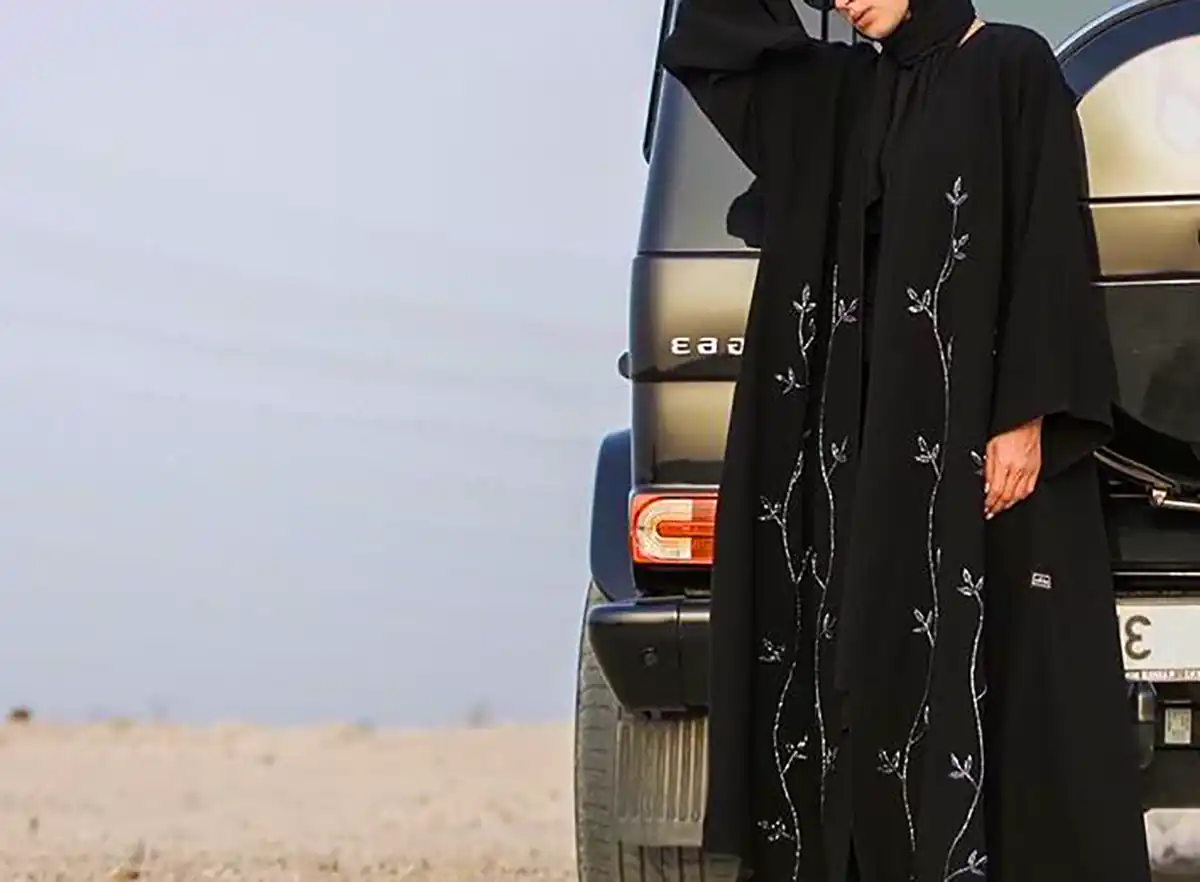 مانتو عبایی مجلسی مشکی