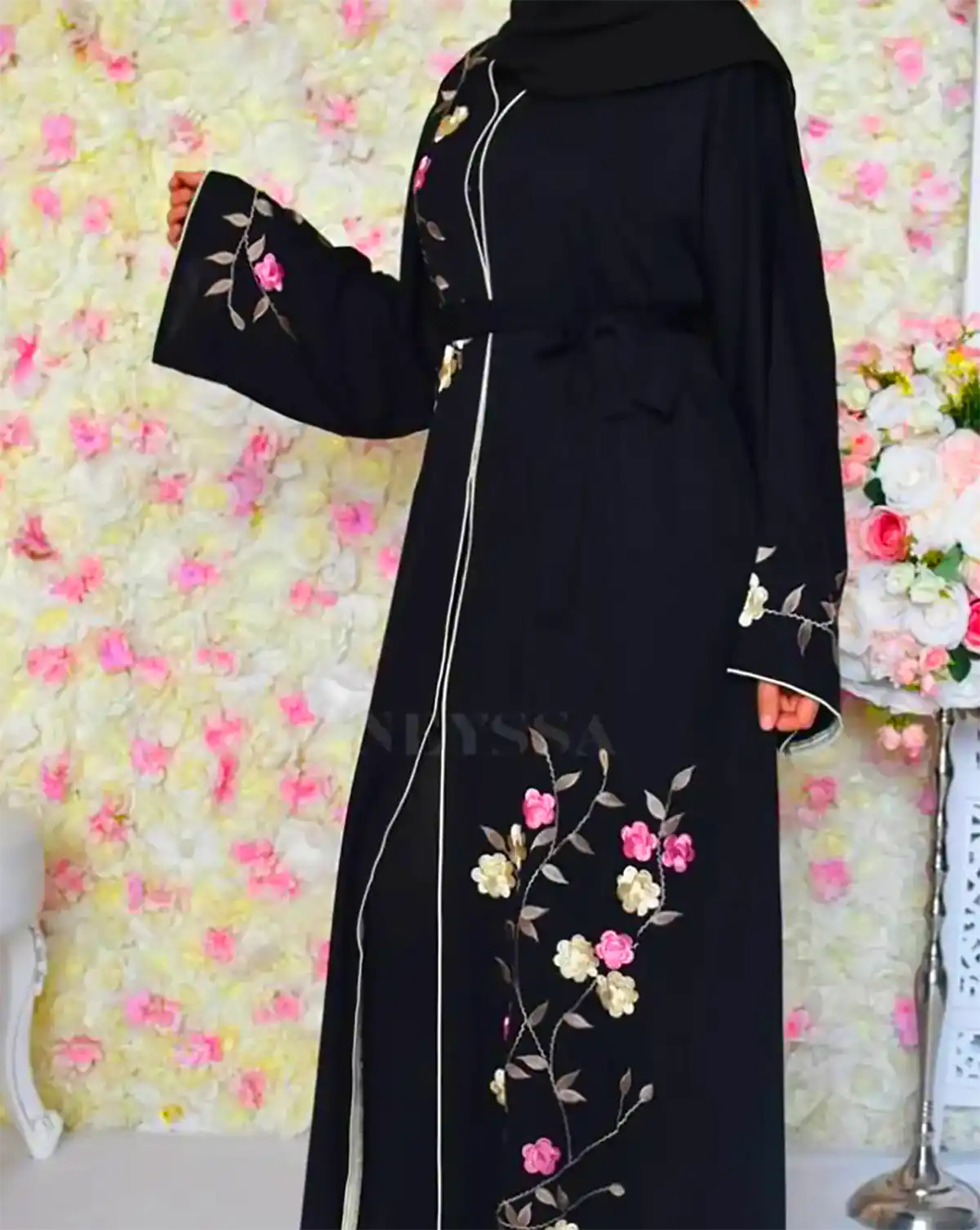 مانتو عبایی مجلسی مشکی