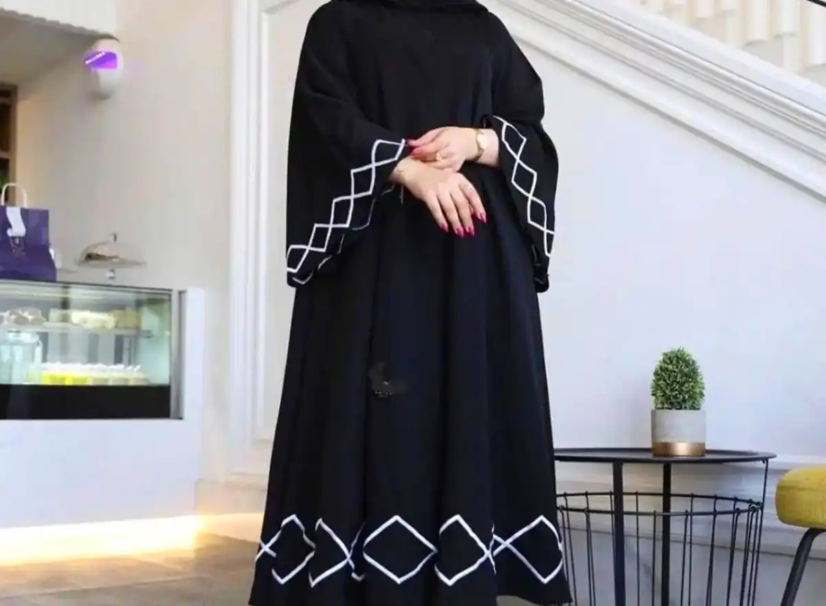 مانتو عبایی مجلسی مشکی