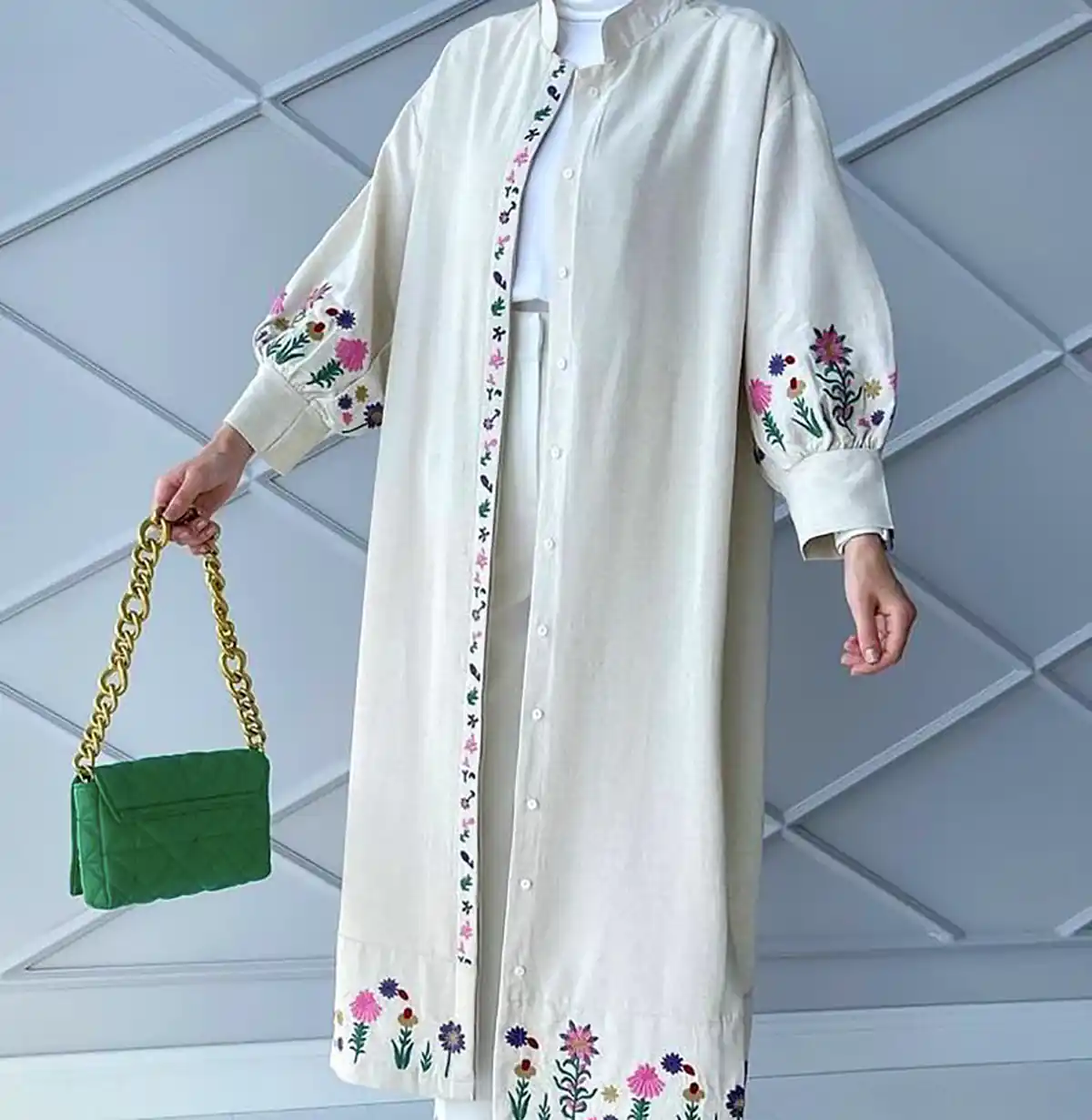 مانتو شیک و بلند طرحدار