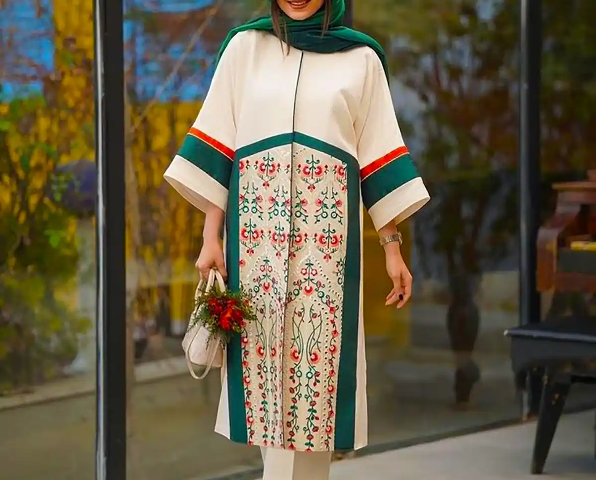 مانتو شیک و بلند طرحدار