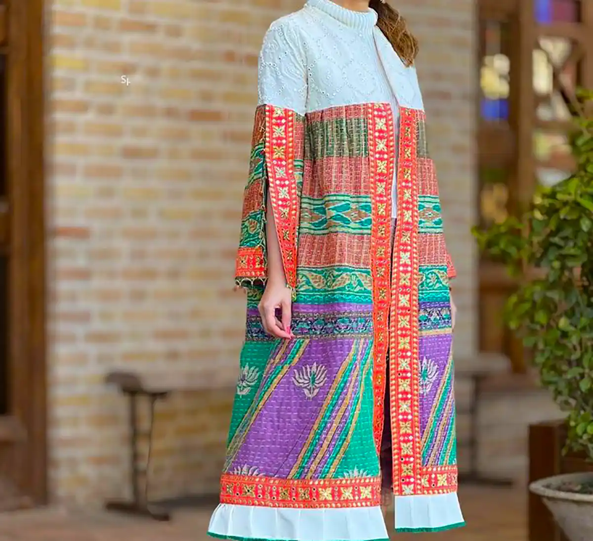 مانتو شیک و بلند طرحدار