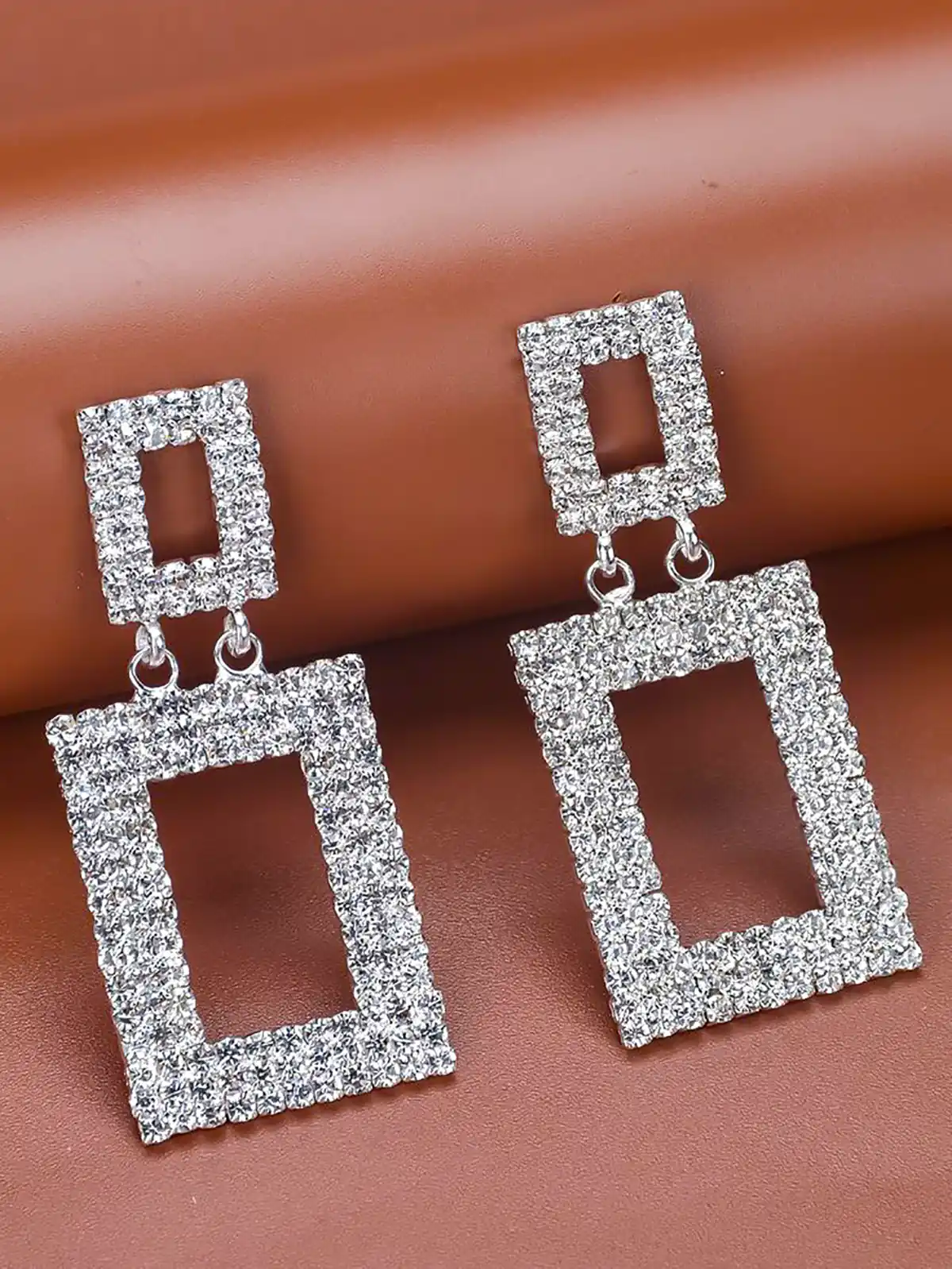 مدل گوشواره پرنگین شیک