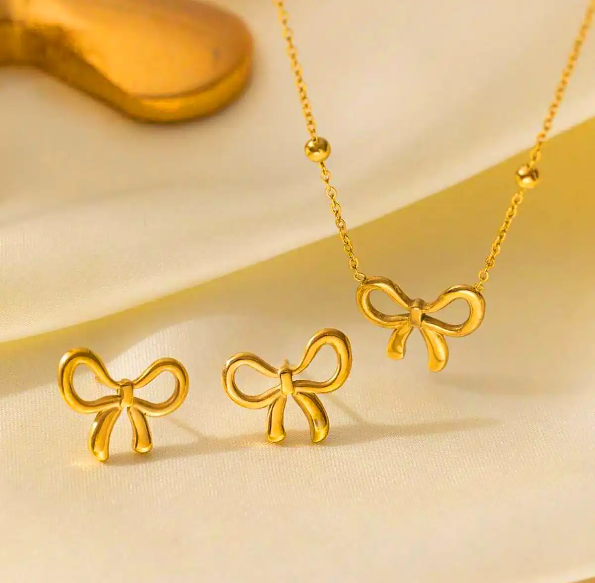 نیم ست لاکچری هدیه