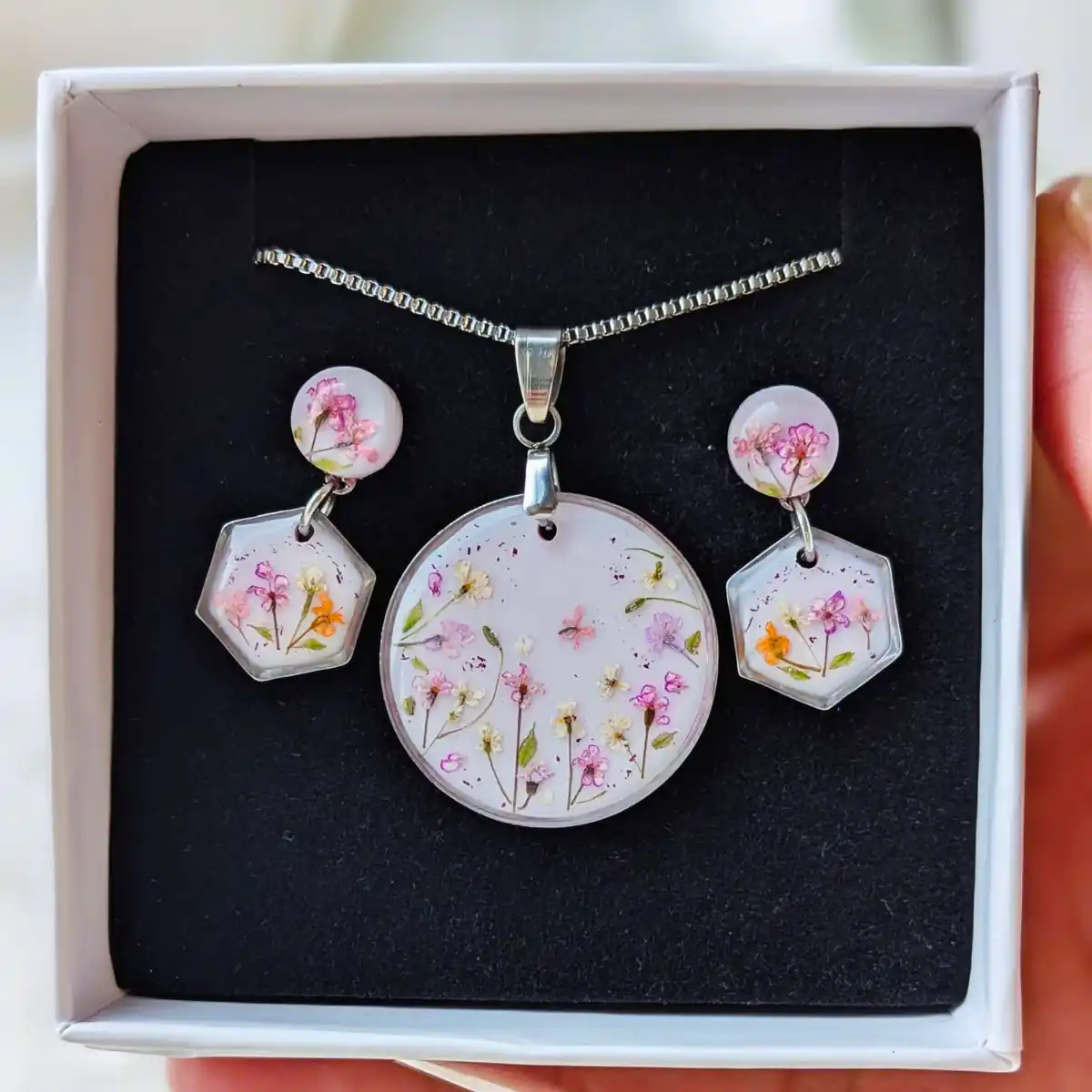 نیم ست رزین شیک و جذاب