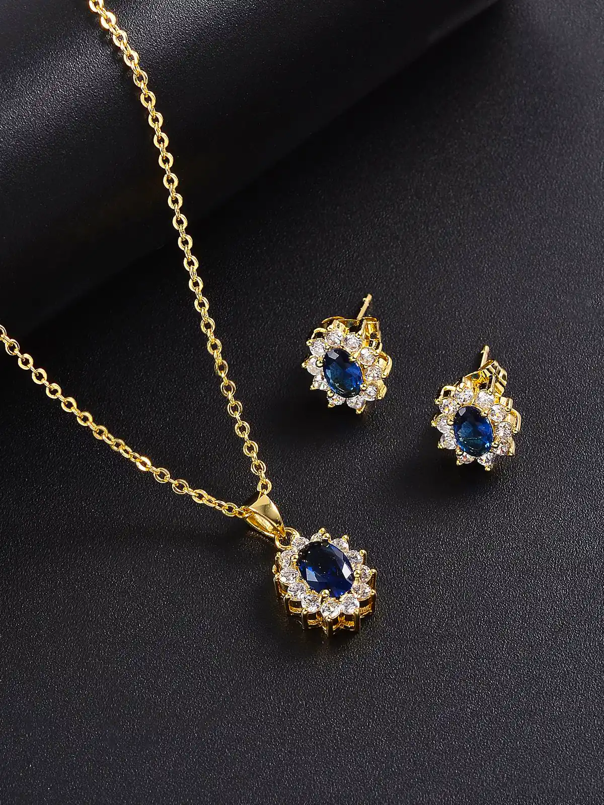 نیم ست طلا خوش ساخت