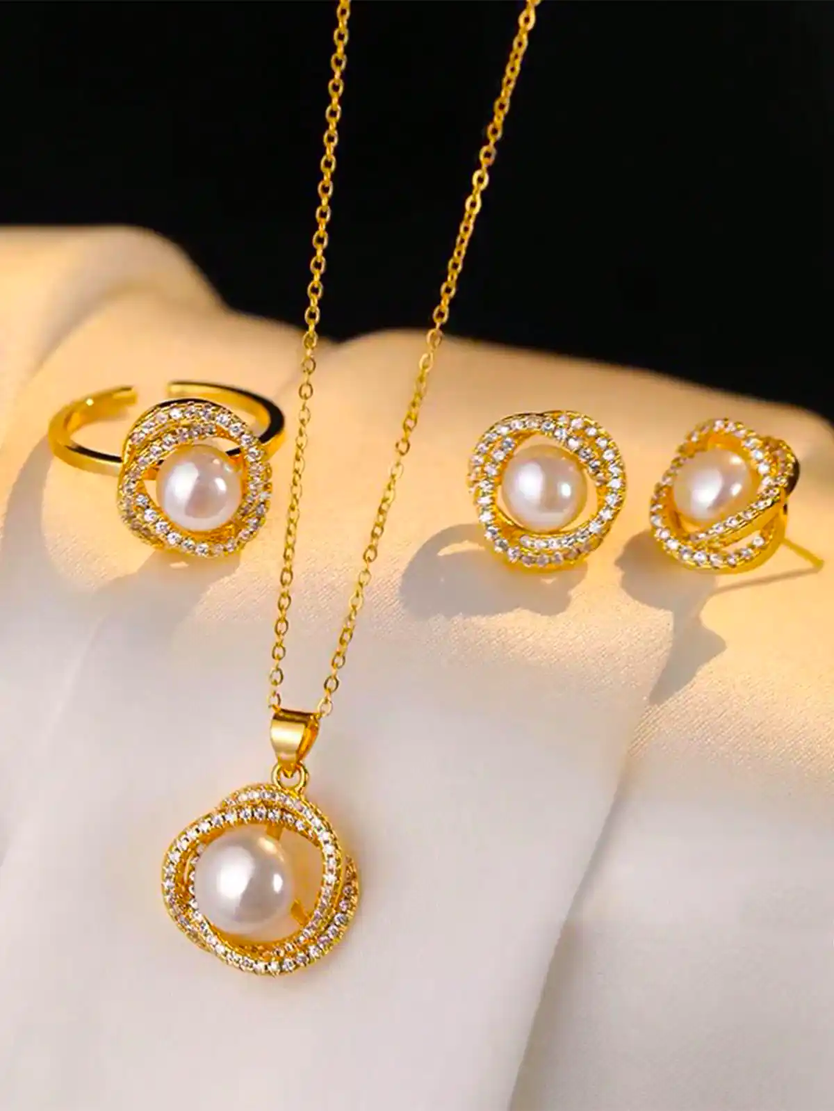 نیم ست طلا خوش ساخت