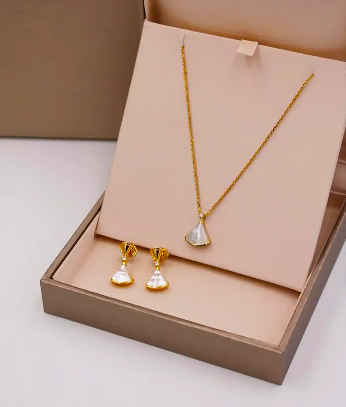 نیم ست ظریف و لوکس