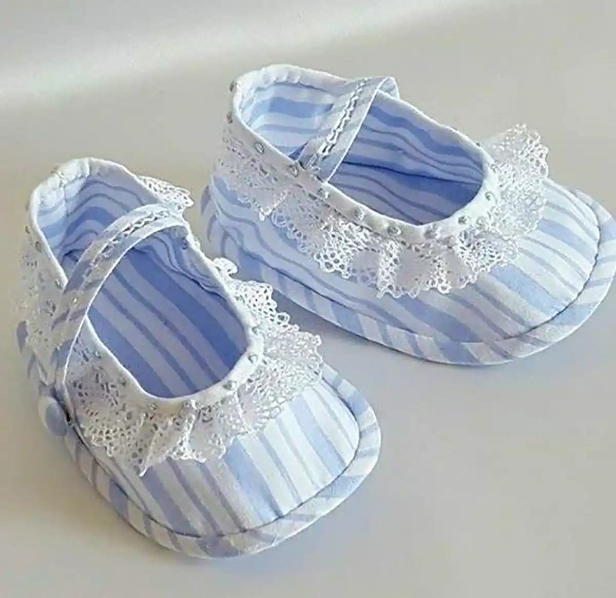 پاپوش شیک نوزاد