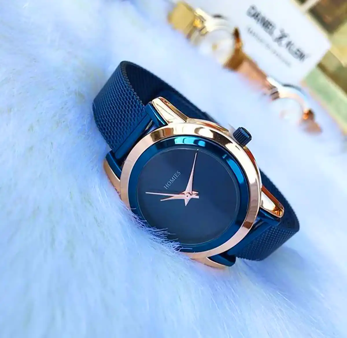 ساعت مچی زیبا و ساده زنانه