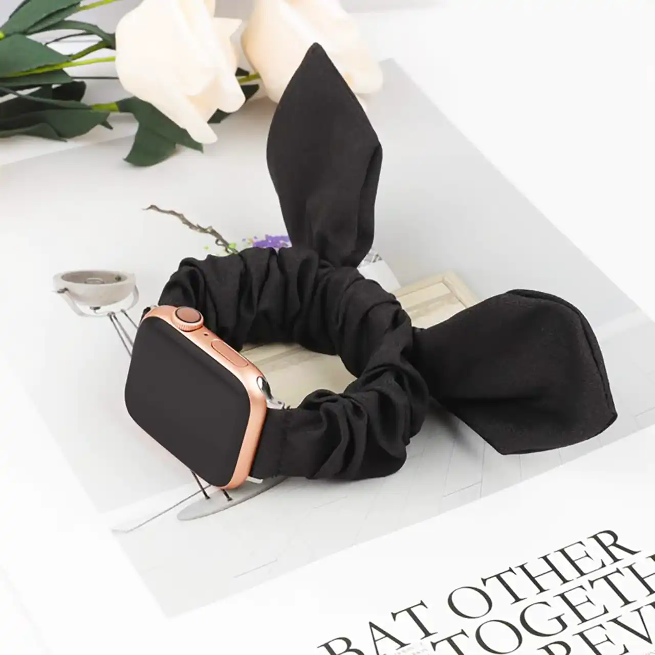 ساعت مچی دسته پارچه ای شیک