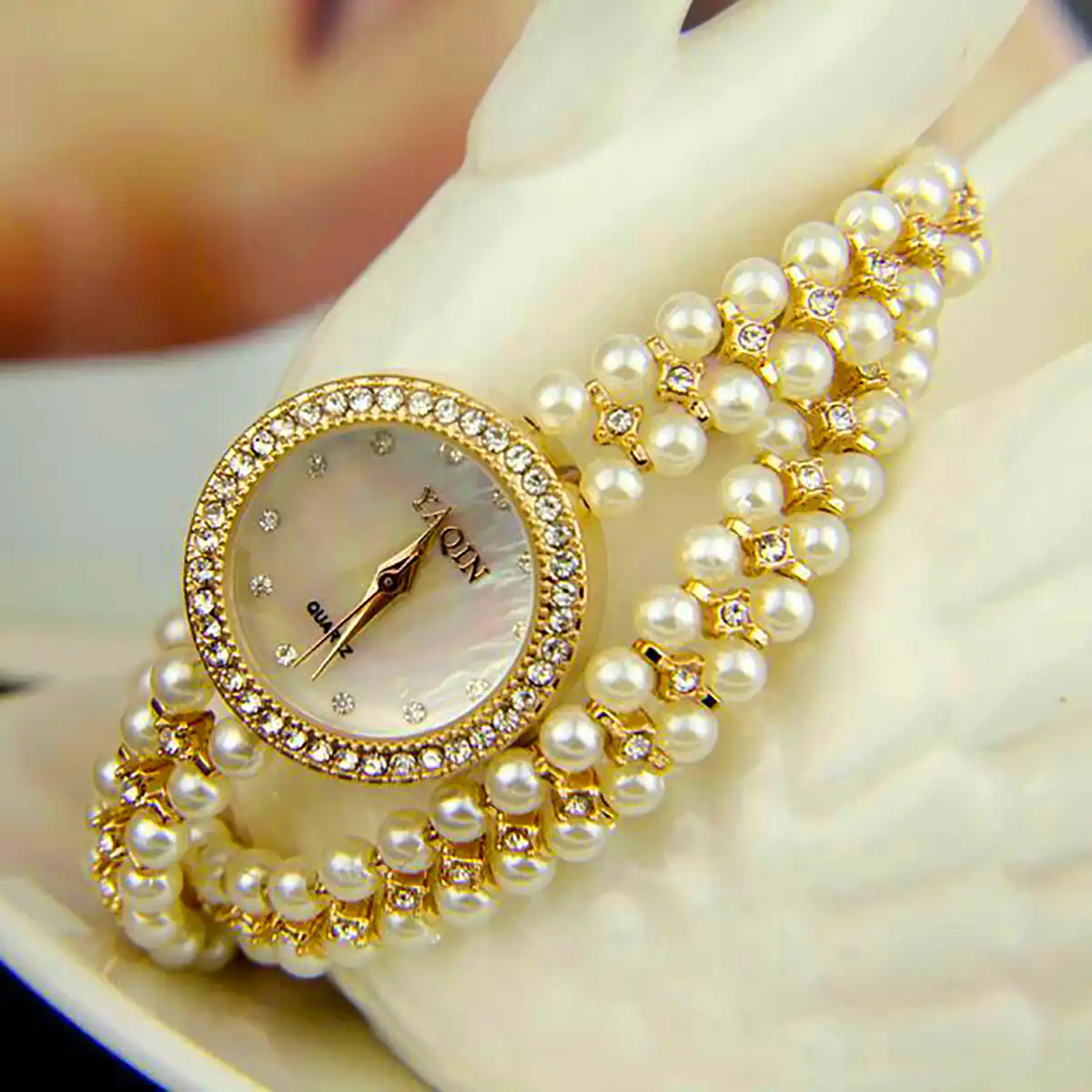 ساعت مچی زنانه فانتزی