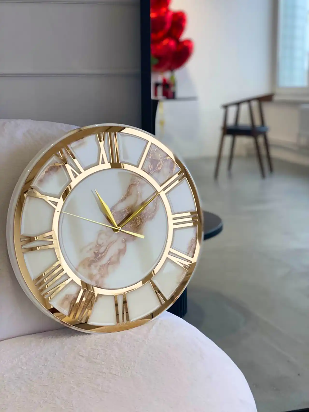 ساعت رزین شیک و خاص