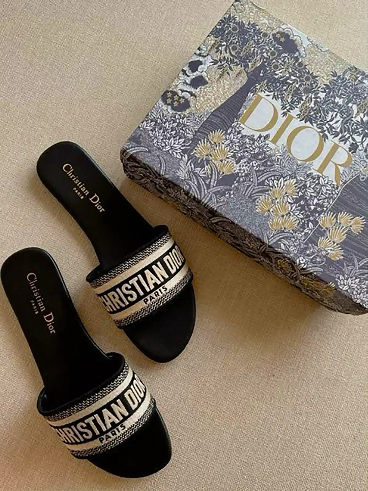 صندل شیک و زیبا زنانه