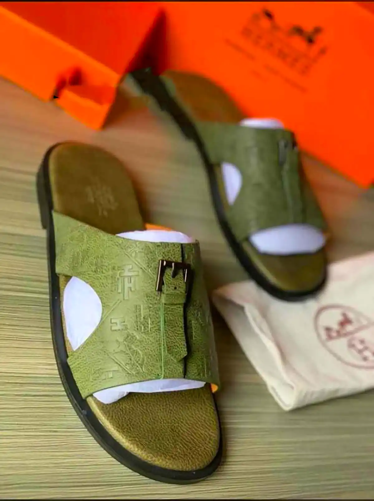 صندل زیبا و ترند مردانه