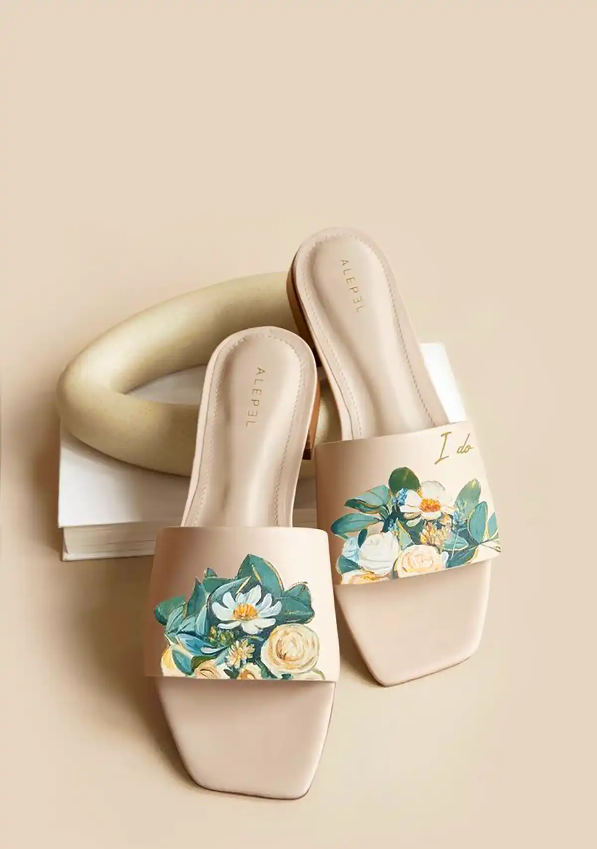 صندل شیک و زیبا زنانه 