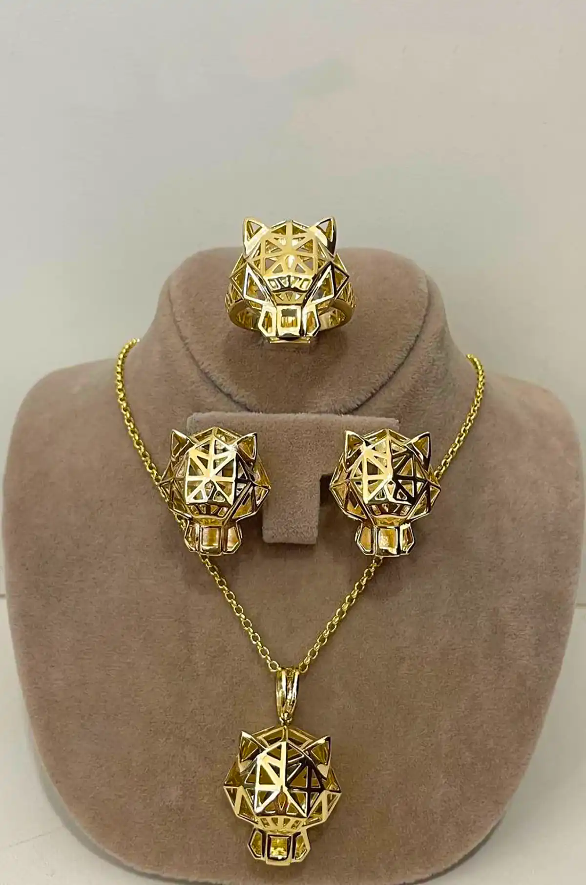 سرویس طلا شیک و بینظیر