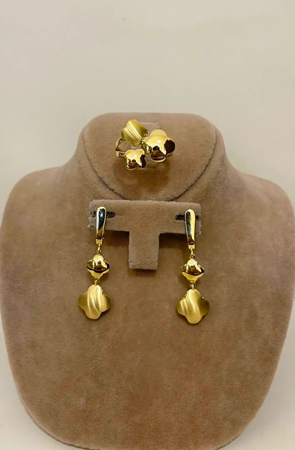 سرویس طلا شیک و بینظیر