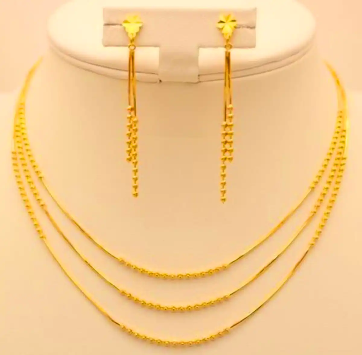 سرویس ظریف طلای عروس