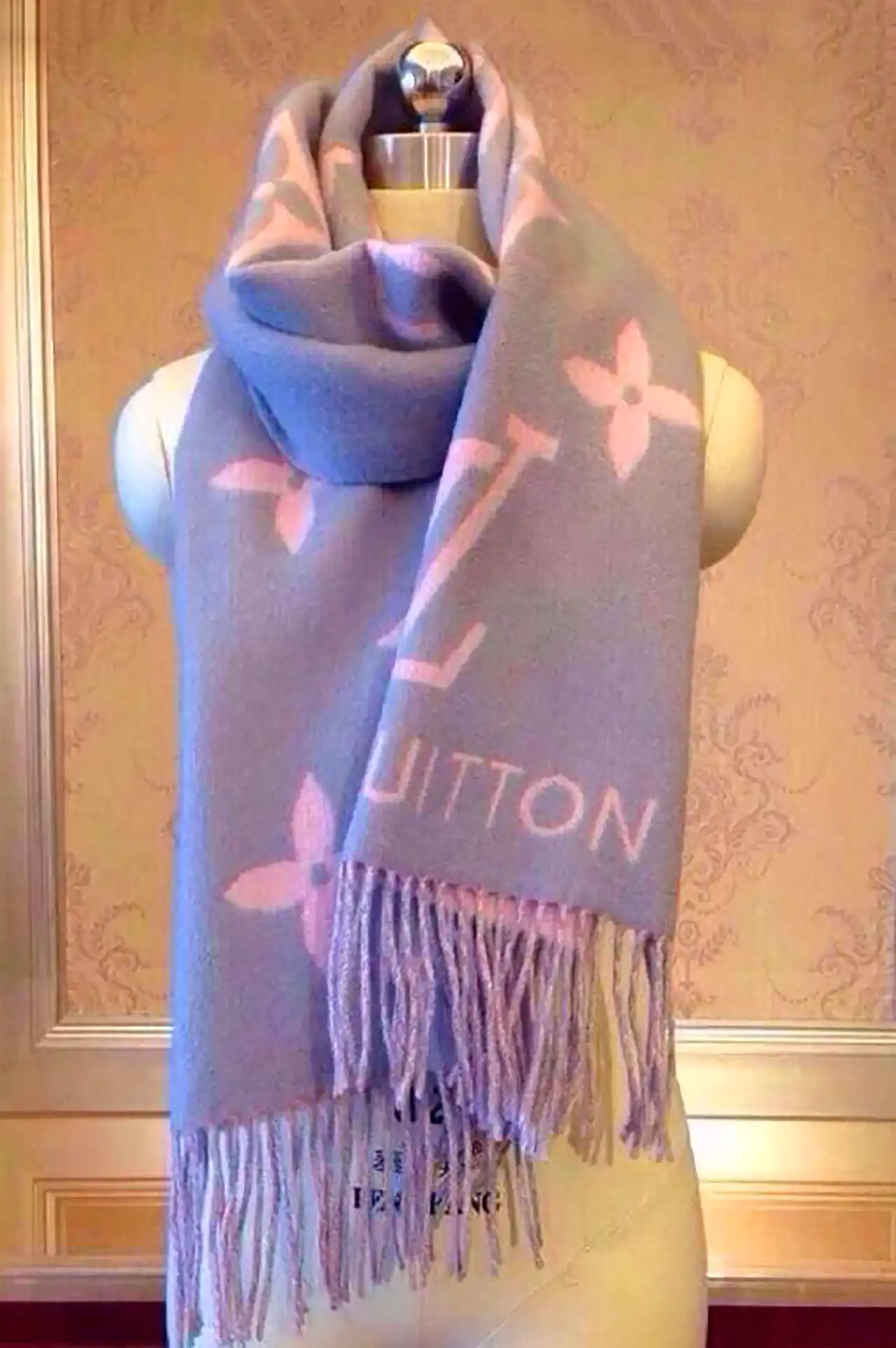 شال ضخیم پاییزی