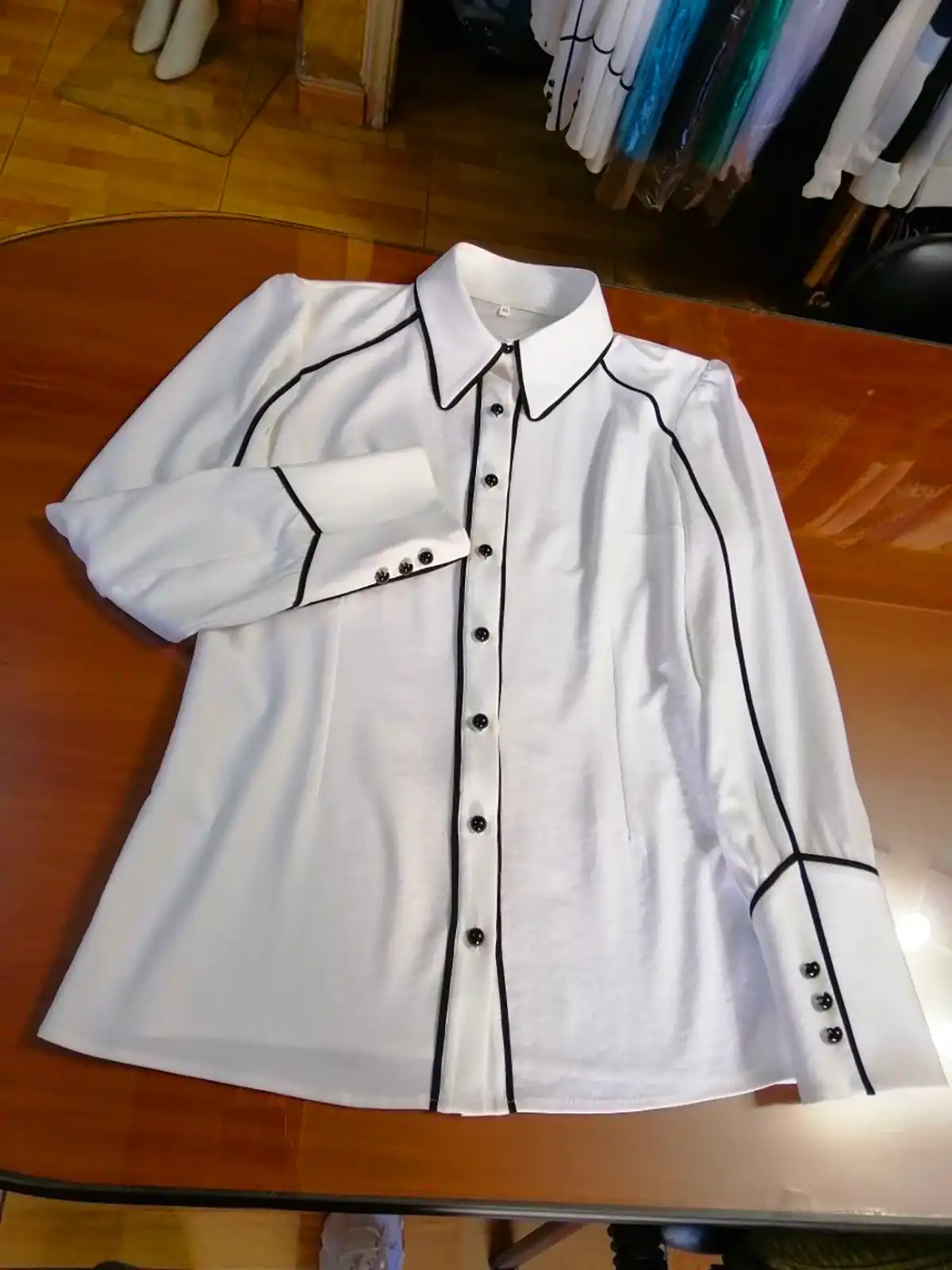 شومیز زیبا و شکیل زنانه