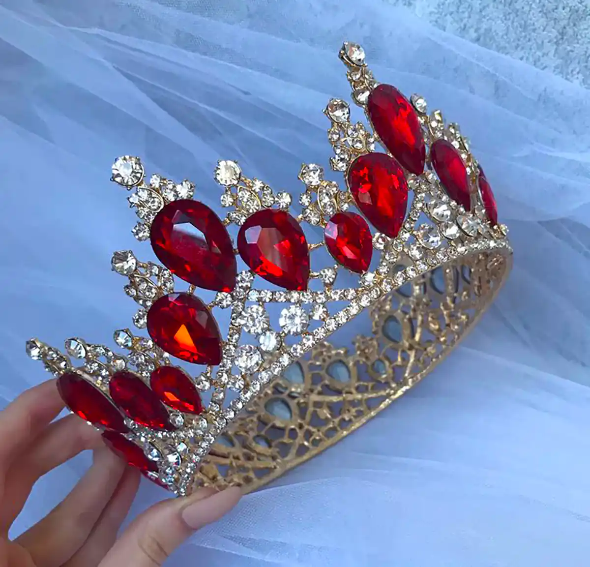 تاج کریستالی قرمز شیک