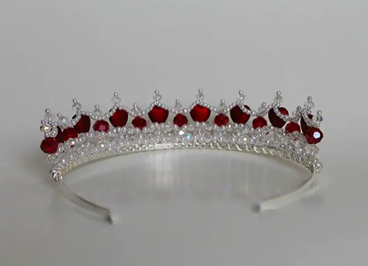 تاج کریستالی قرمز شیک